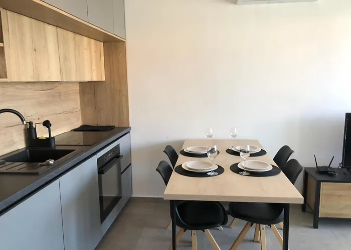 Aeona Apartament Nin