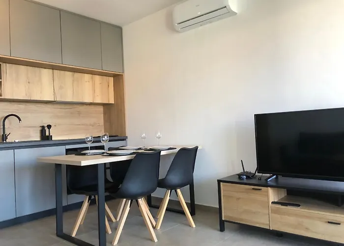 Aeona Apartament Nin