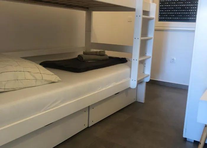 Aeona Apartament Nin