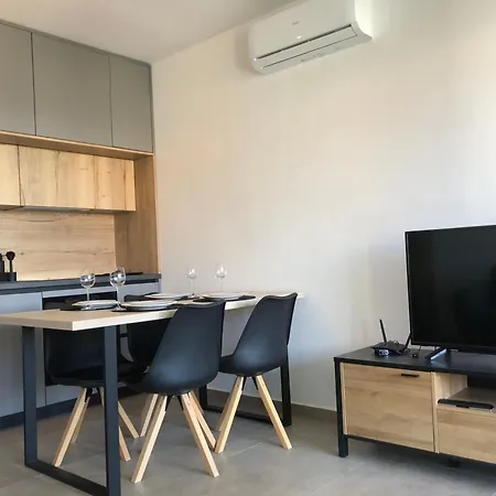 Aeona Apartament Nin