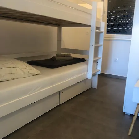 Aeona Apartment Nin